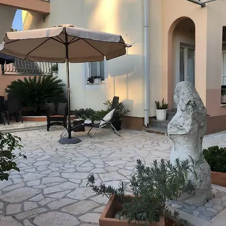 Apartment Vuljan