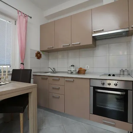Vuljan Apartment Sućuraj