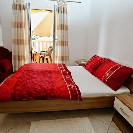 Apartment Vuljan